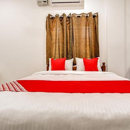 Готель Oyo 69625 Mayuraa Residency Кумбаконам Екстер'єр фото